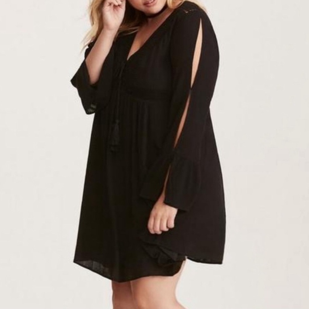 Torrid Boho tassel open long sleeve dress size 1X